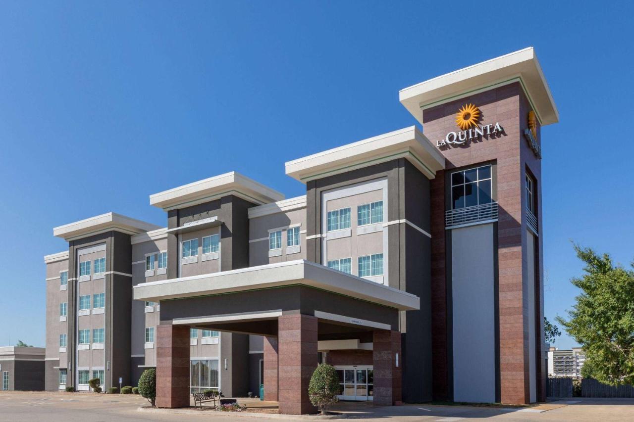 La Quinta Inn & Suites By Wyndham Durant Exterior photo